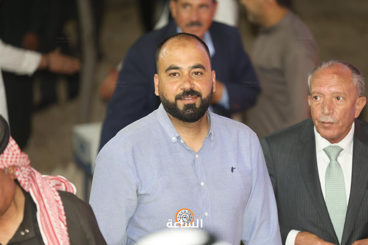 Madar Al-Saa Images 0.9848302621168992