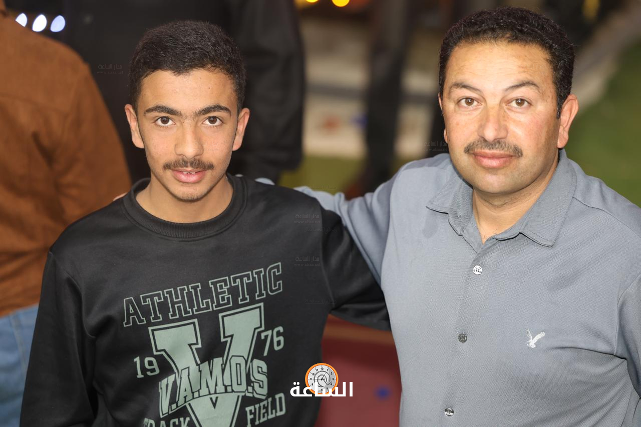 Madar Al-Saa Images 0.9349645389875674