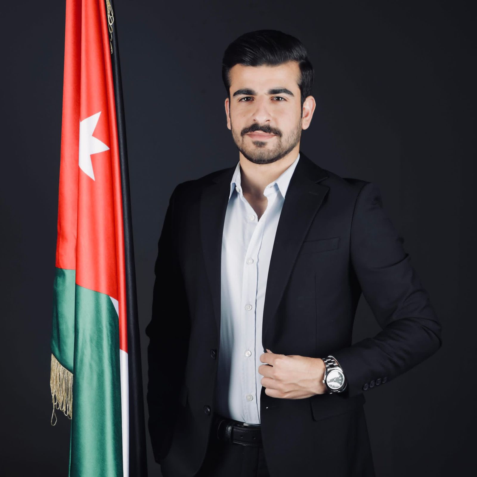 Madar Al-Saa Images 0.6881720796271221