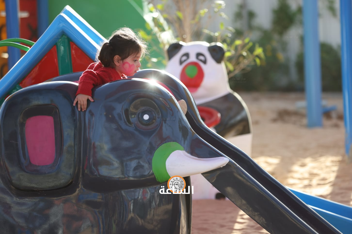 Madar Al-Saa Images 0.10022828392324645