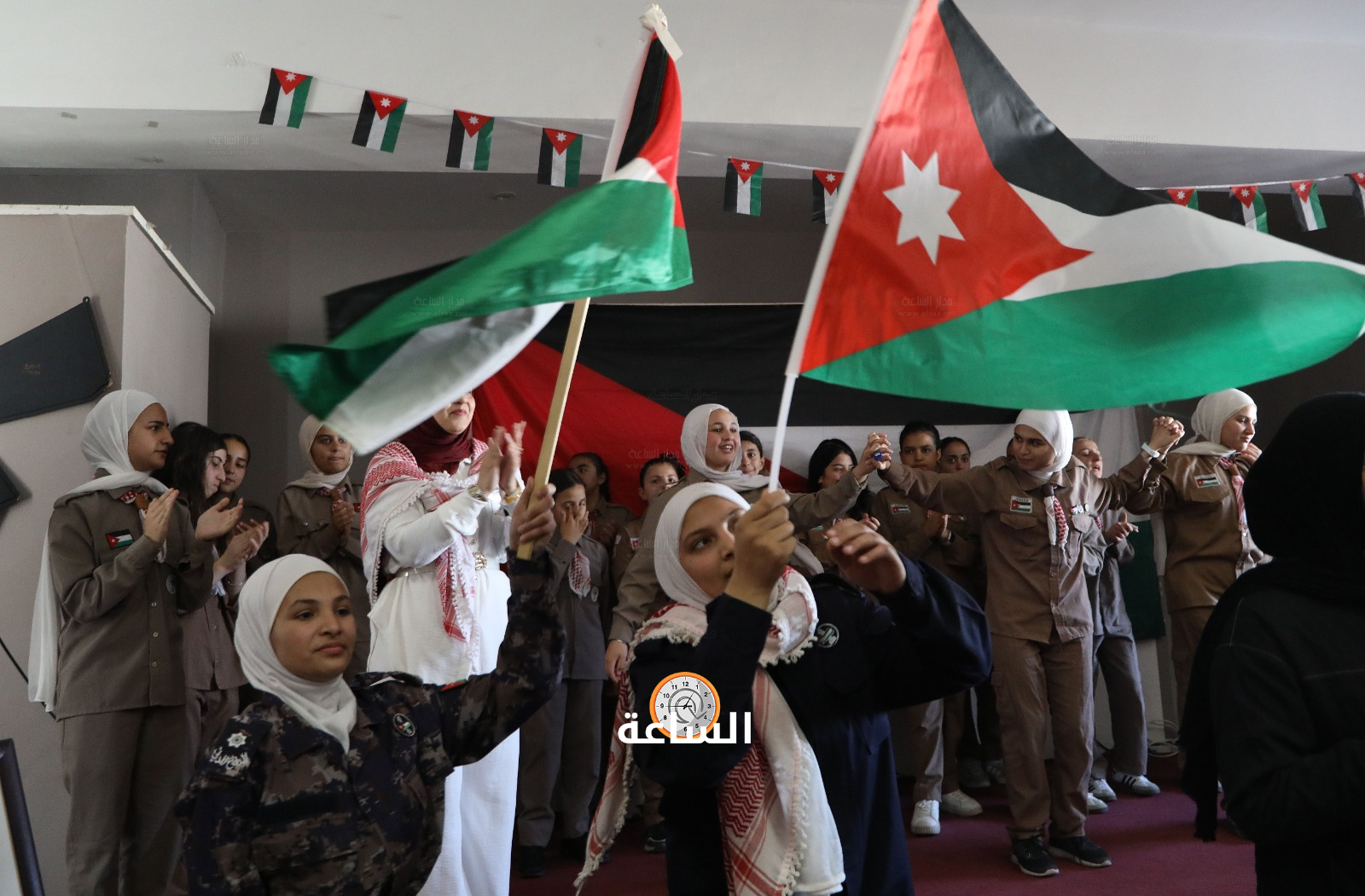 Madar Al-Saa Images 0.1316698774805104
