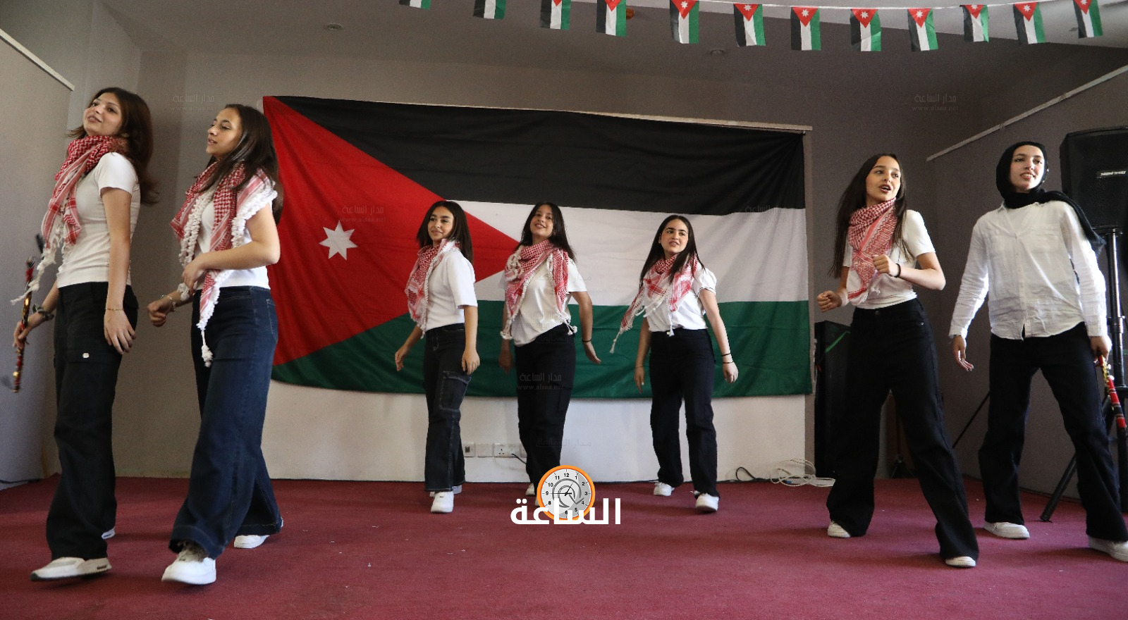 Madar Al-Saa Images 0.0748332853144551