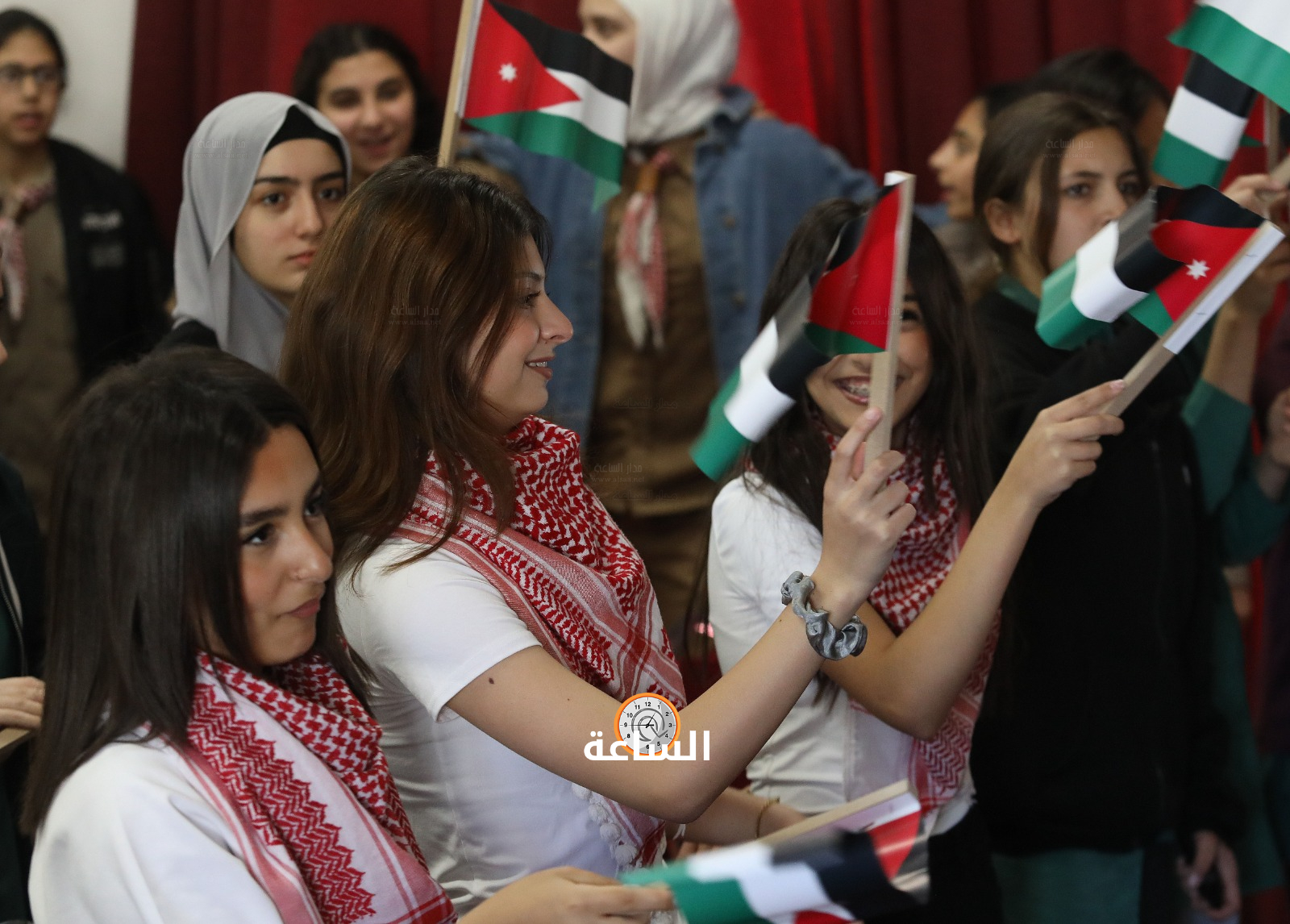 Madar Al-Saa Images 0.7996709700448696