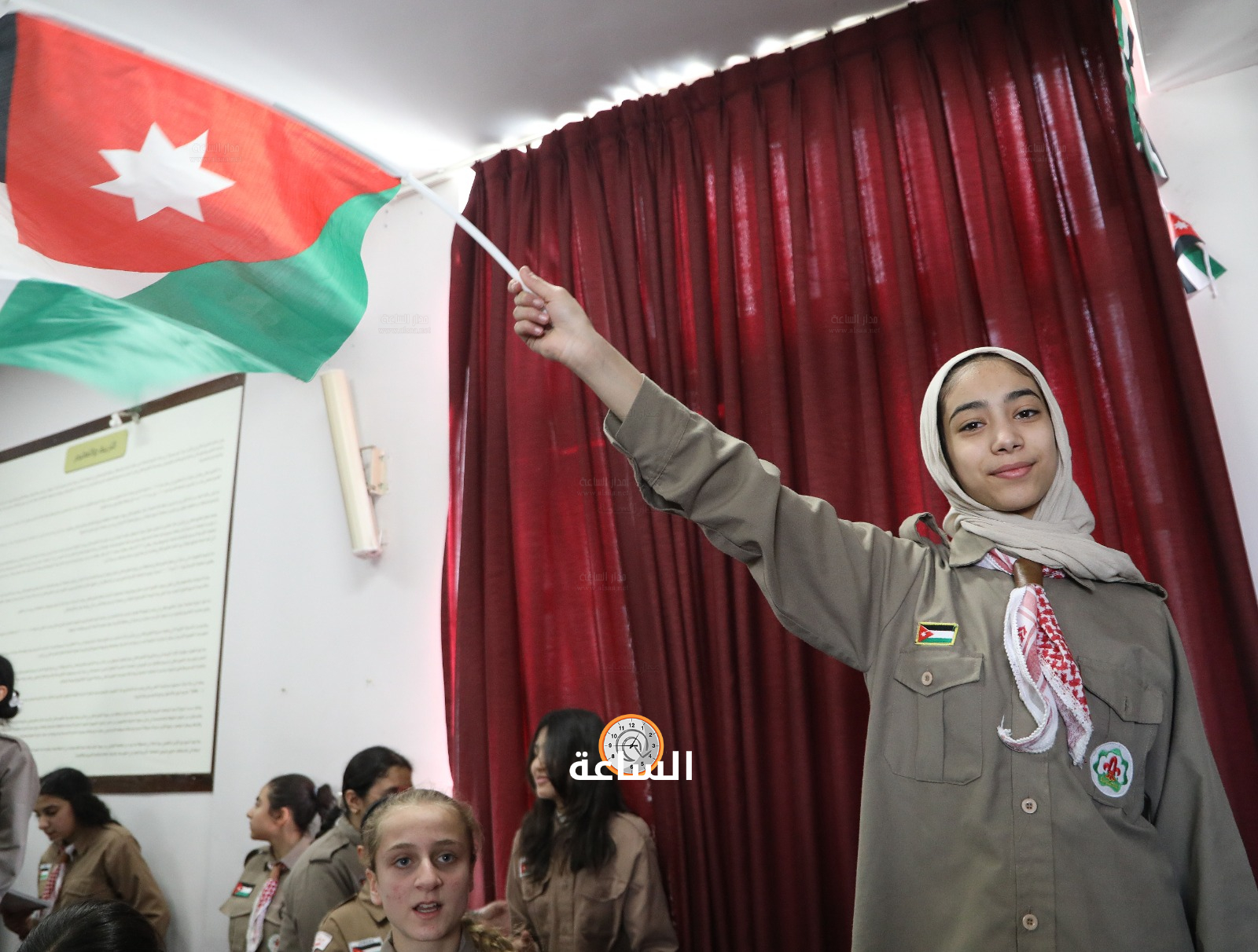 Madar Al-Saa Images 0.6384022787780803