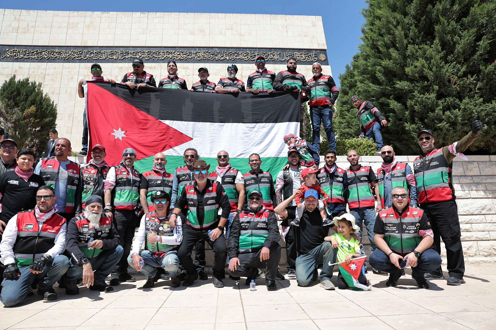 Madar Al-Saa Images 0.8083650372463459