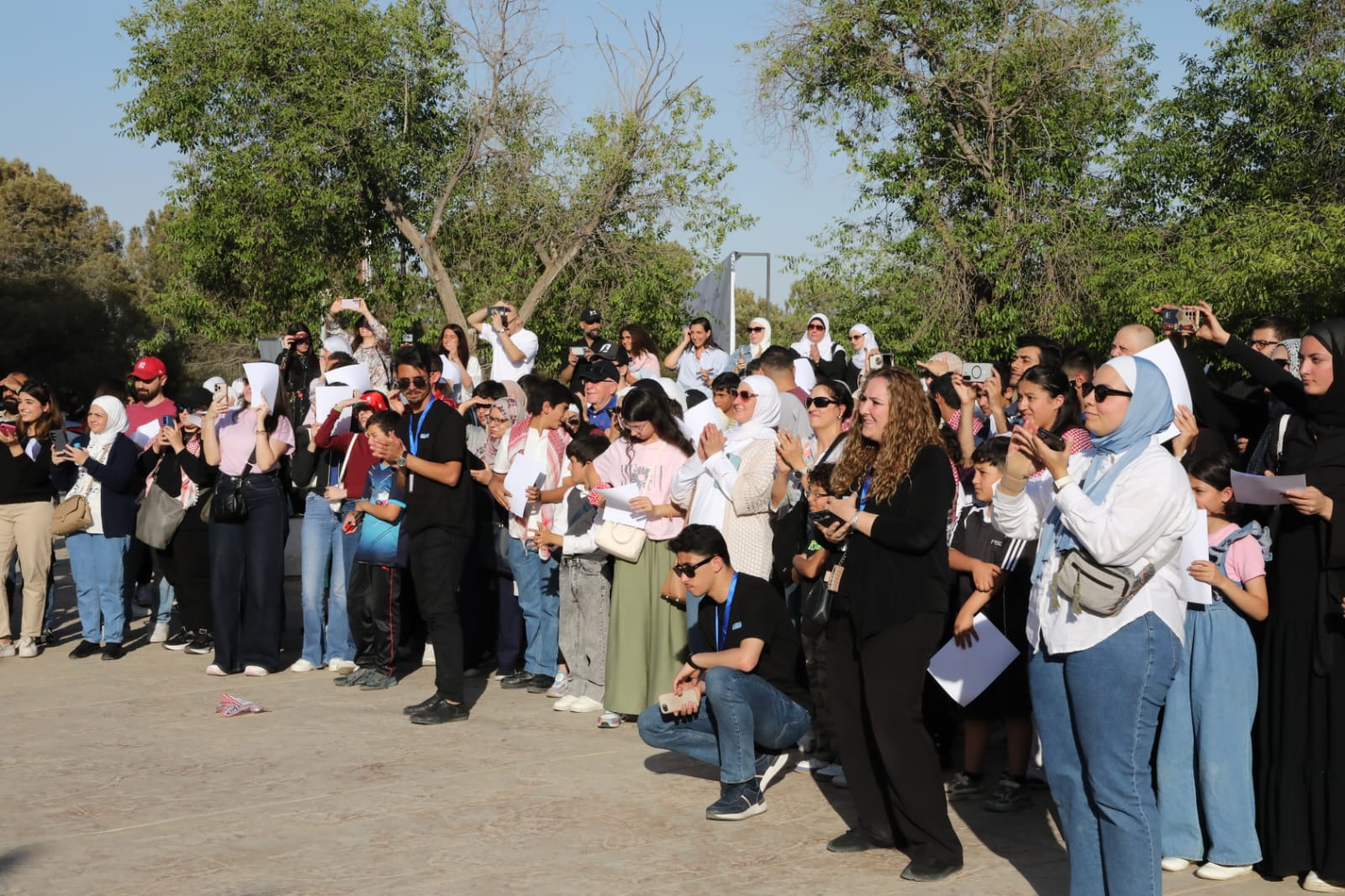 Madar Al-Saa Images 0.8332641827256869