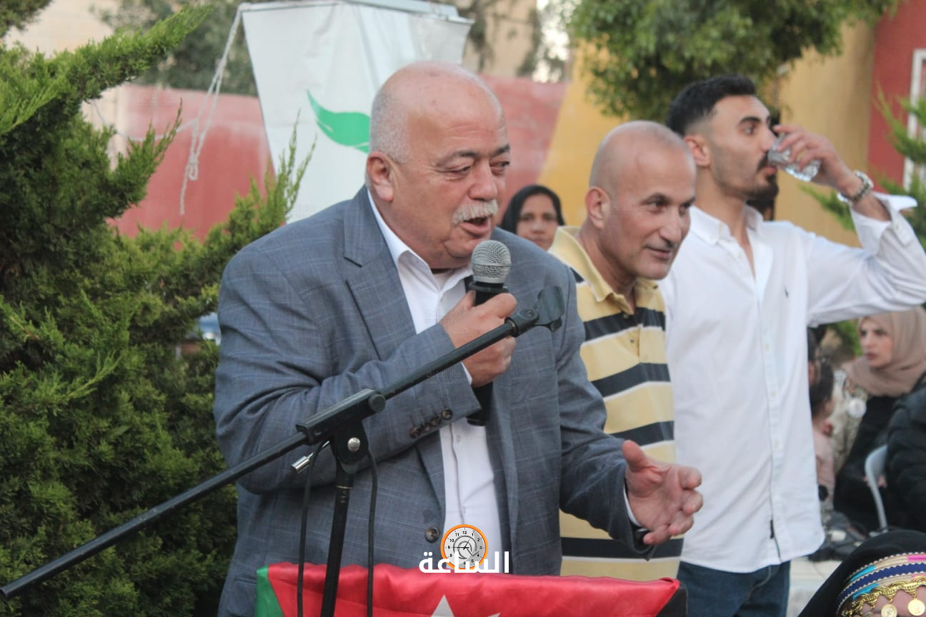 Madar Al-Saa Images 0.024875743047609533