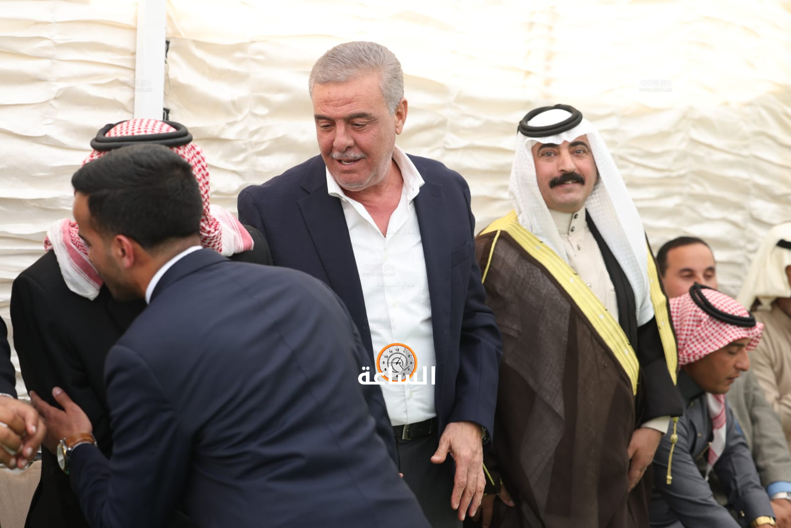 Madar Al-Saa Images 0.41876158313400635
