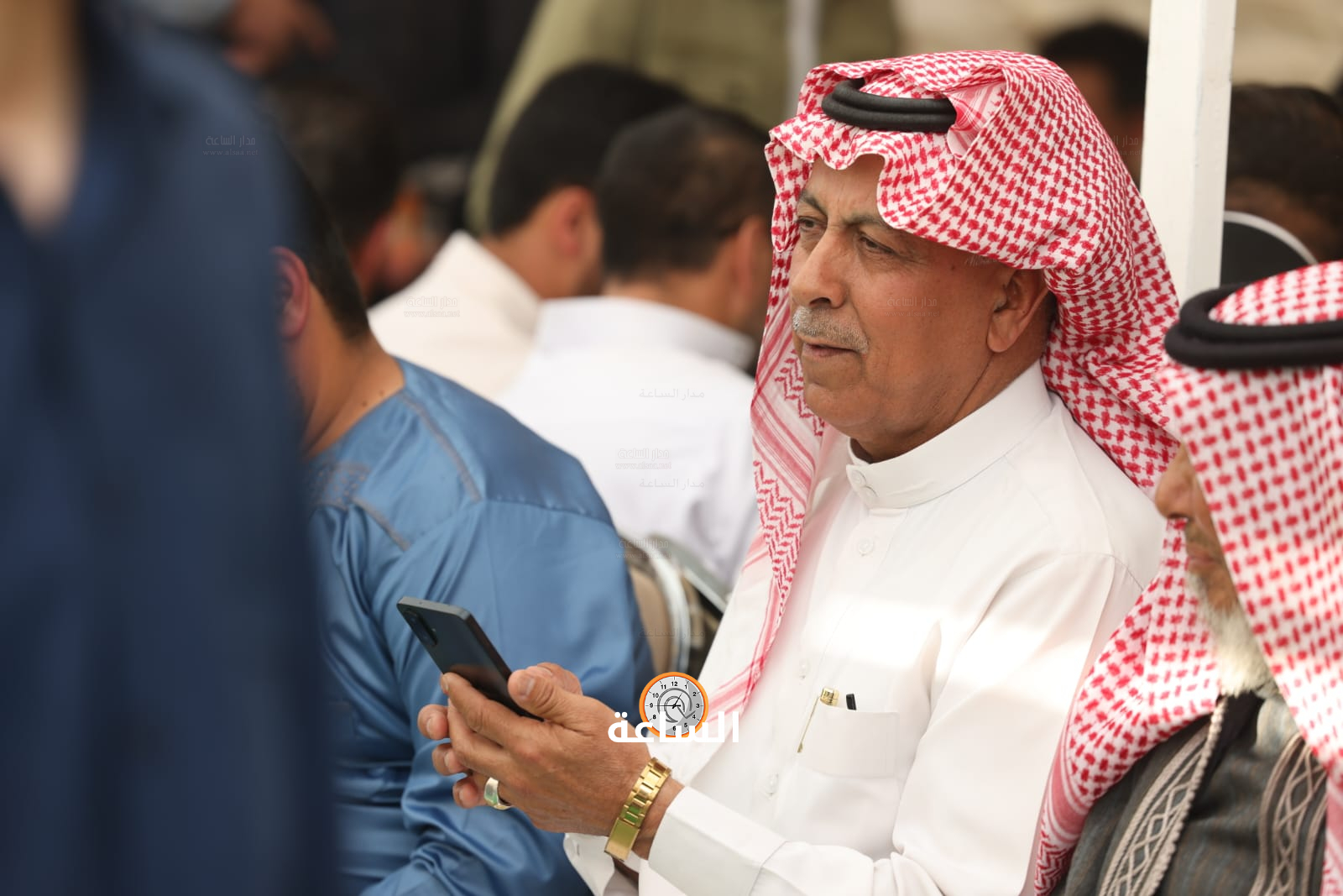 Madar Al-Saa Images 0.9872749312089727