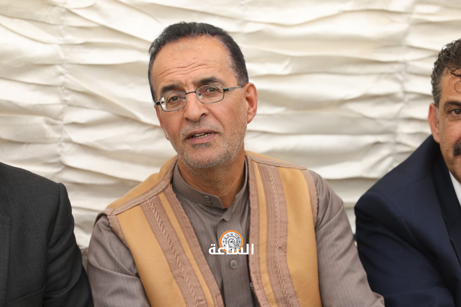 Madar Al-Saa Images 0.03845334245841581