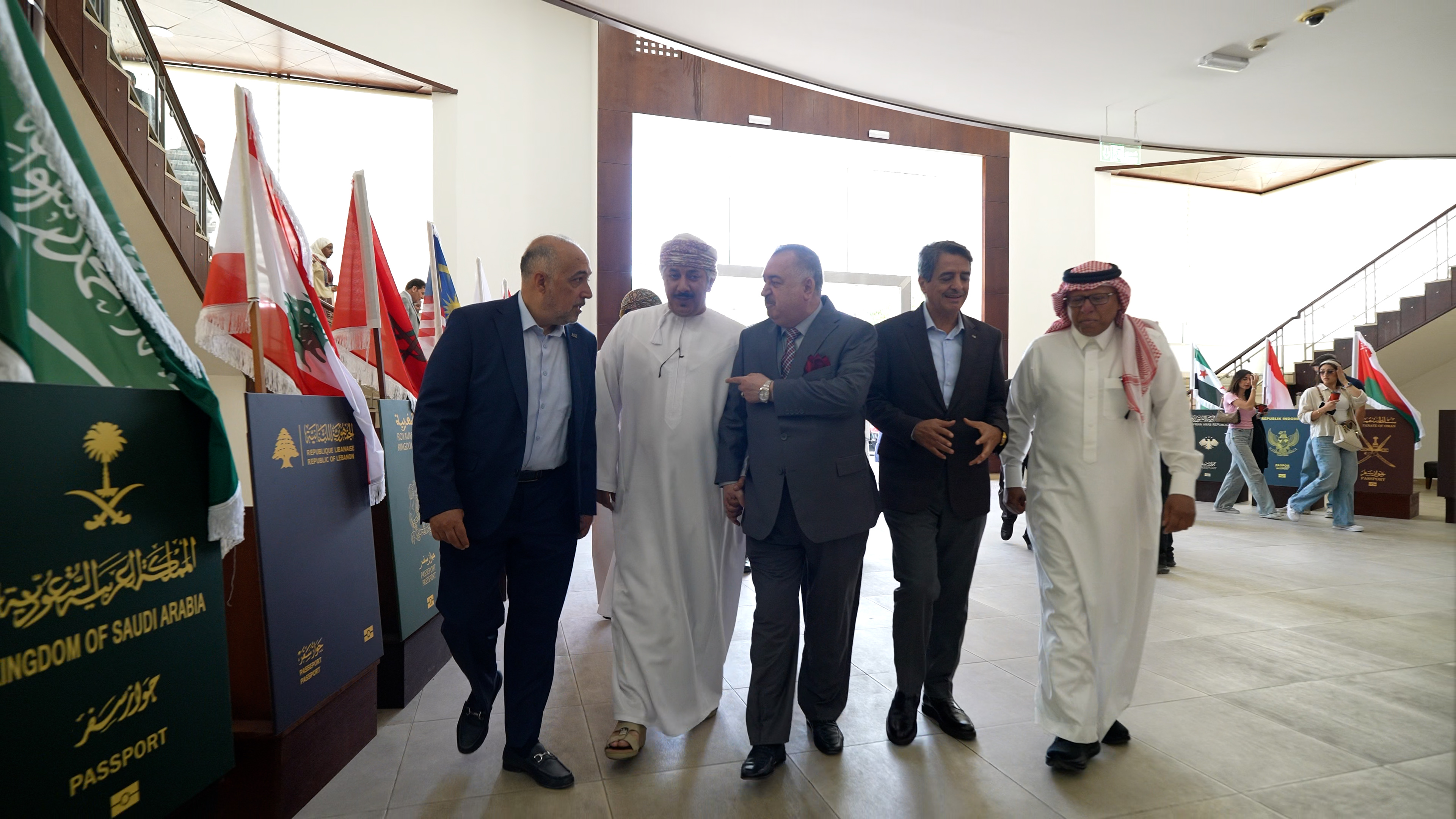 Madar Al-Saa Images 0.9363605910271084