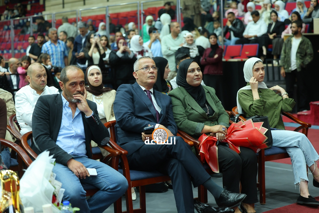 Madar Al-Saa Images 0.8272160618135398