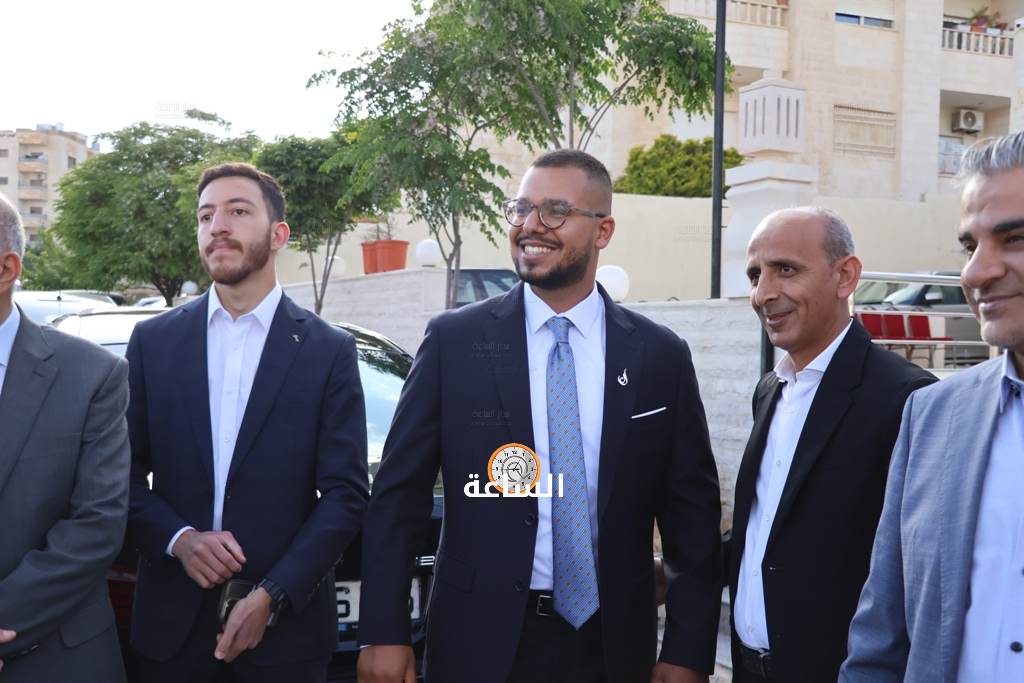 Madar Al-Saa Images 0.2901436244020068