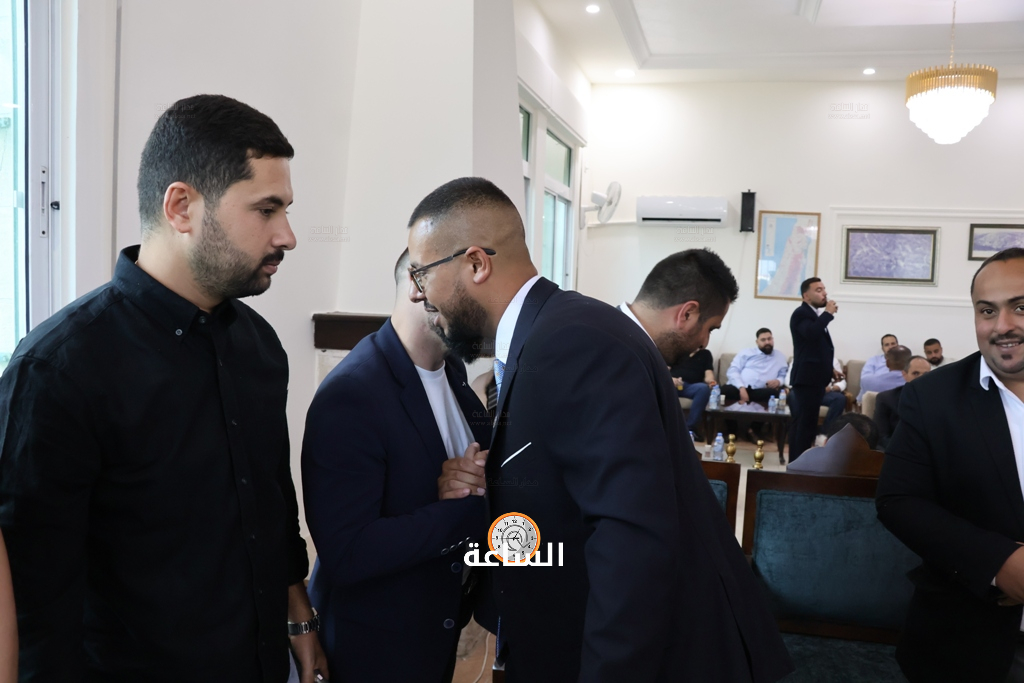Madar Al-Saa Images 0.3897955875545942