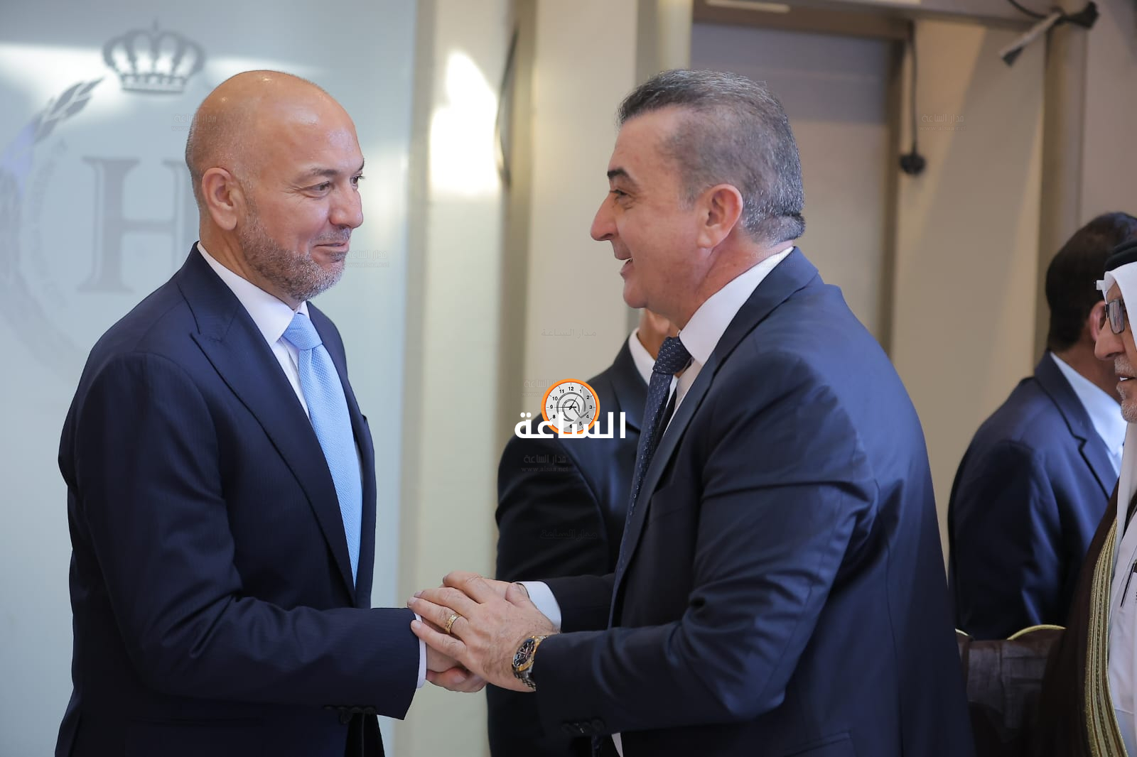 Madar Al-Saa Images 0.6159966069234126