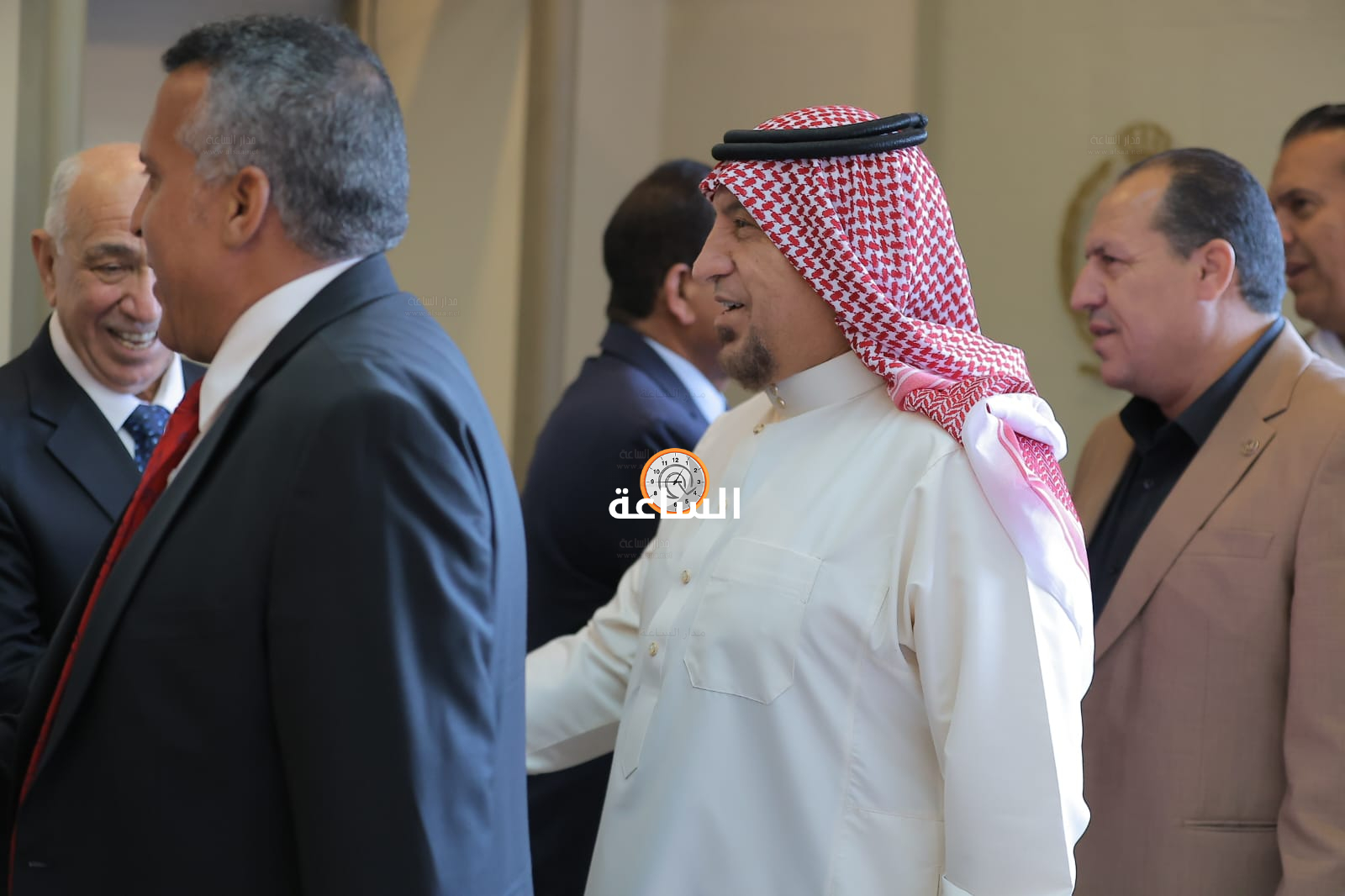 Madar Al-Saa Images 0.11557973959957879