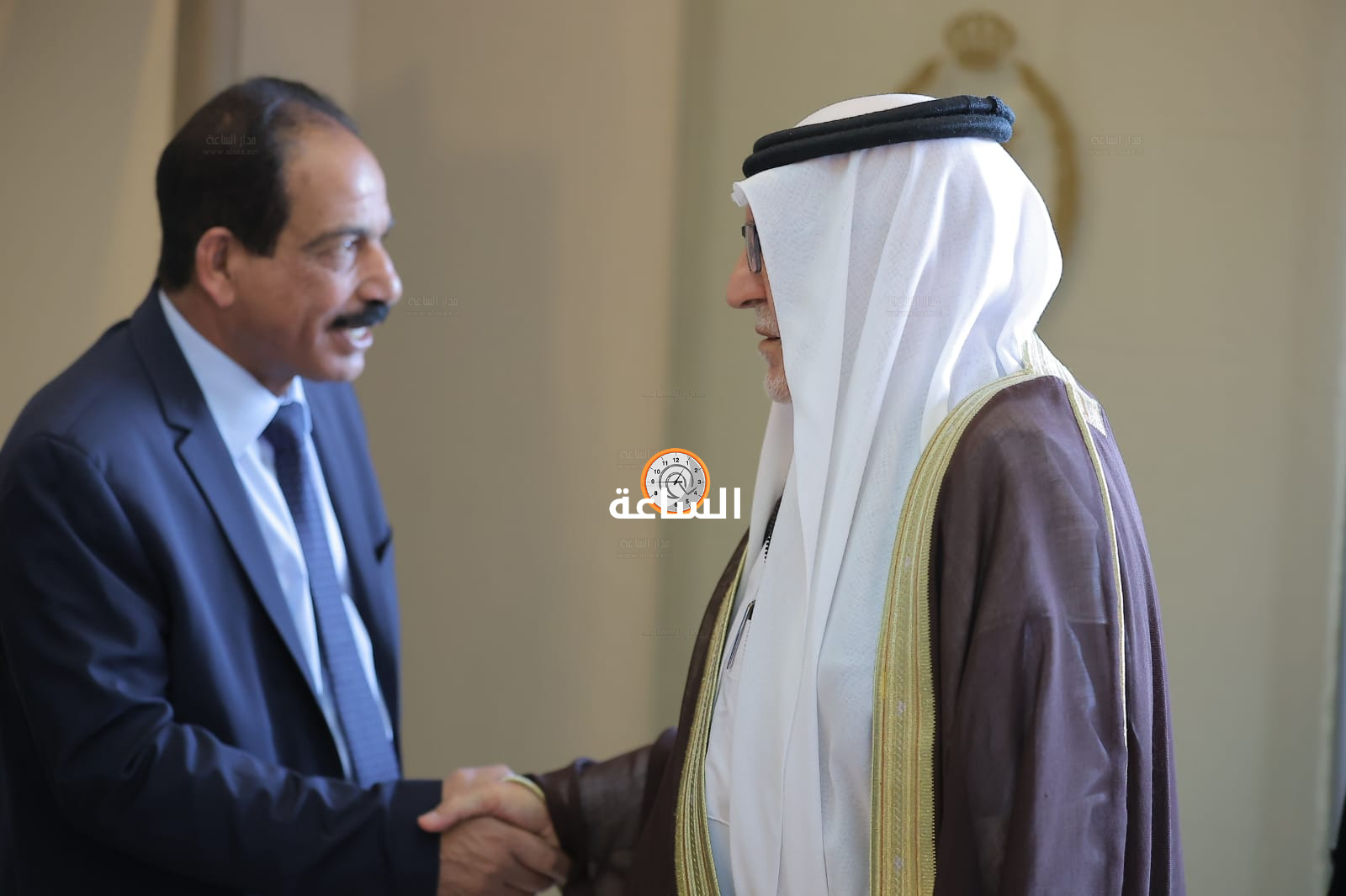 Madar Al-Saa Images 0.4076818630438086