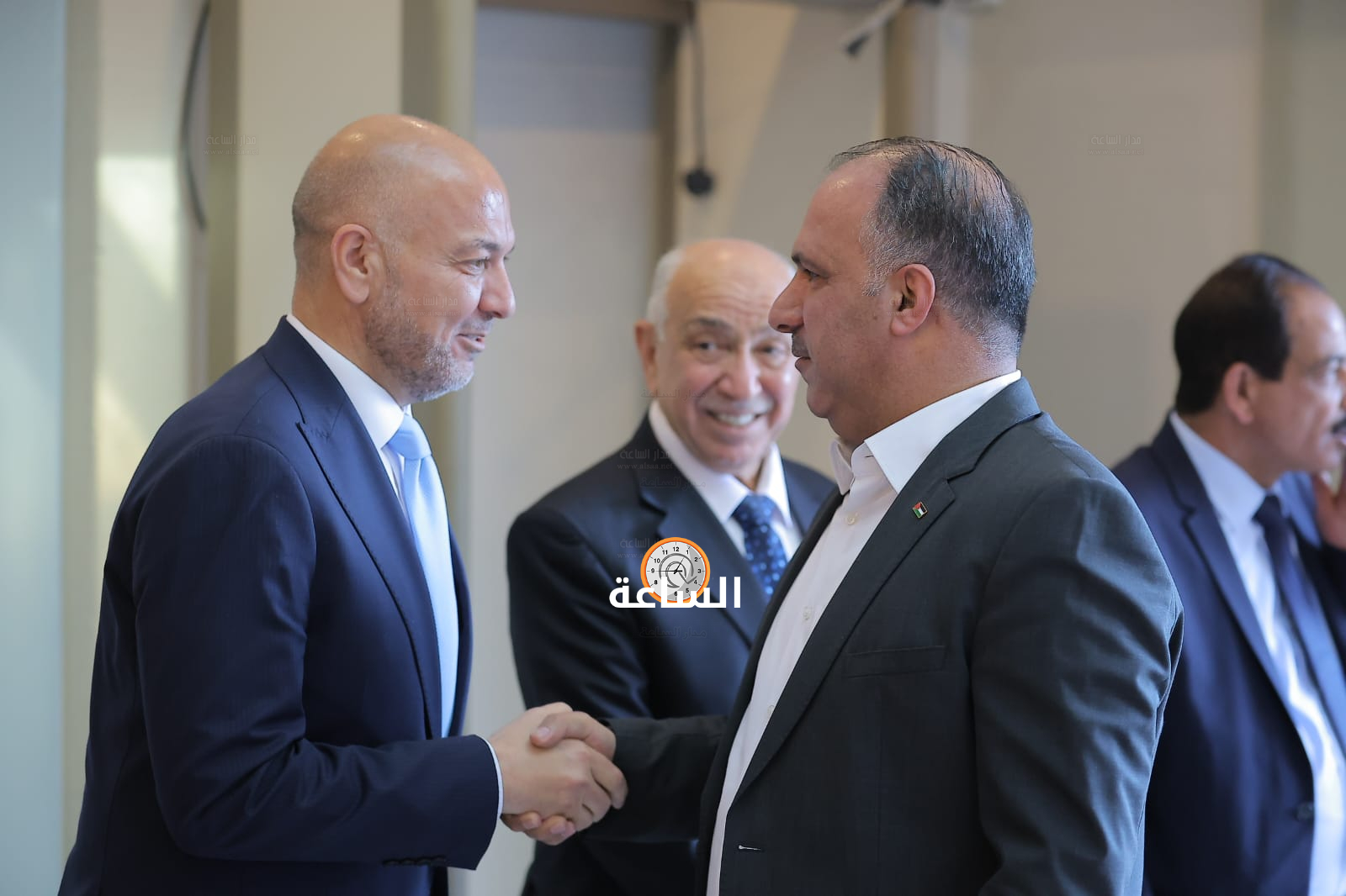 Madar Al-Saa Images 0.645833249751213