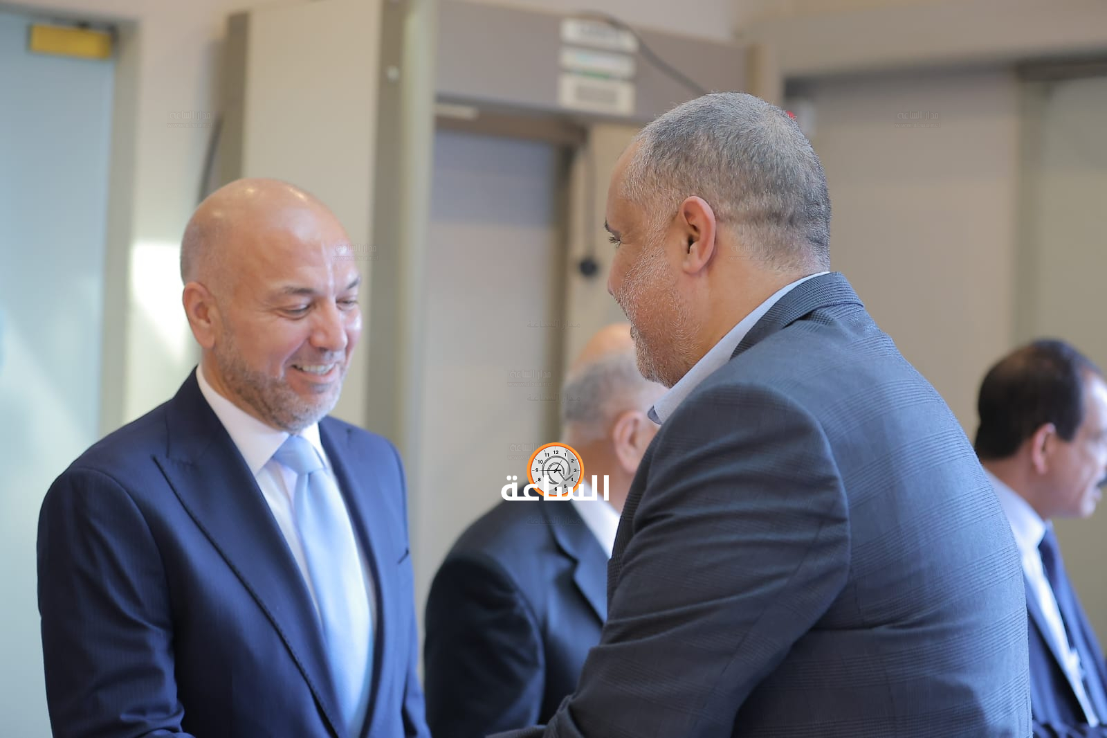 Madar Al-Saa Images 0.849383013396778