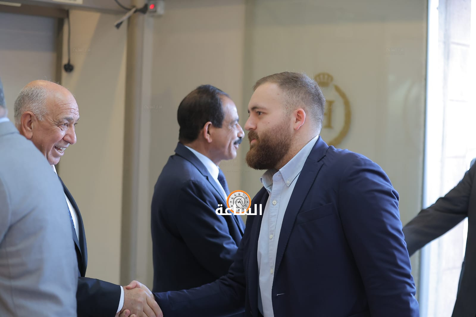 Madar Al-Saa Images 0.8313323925940787