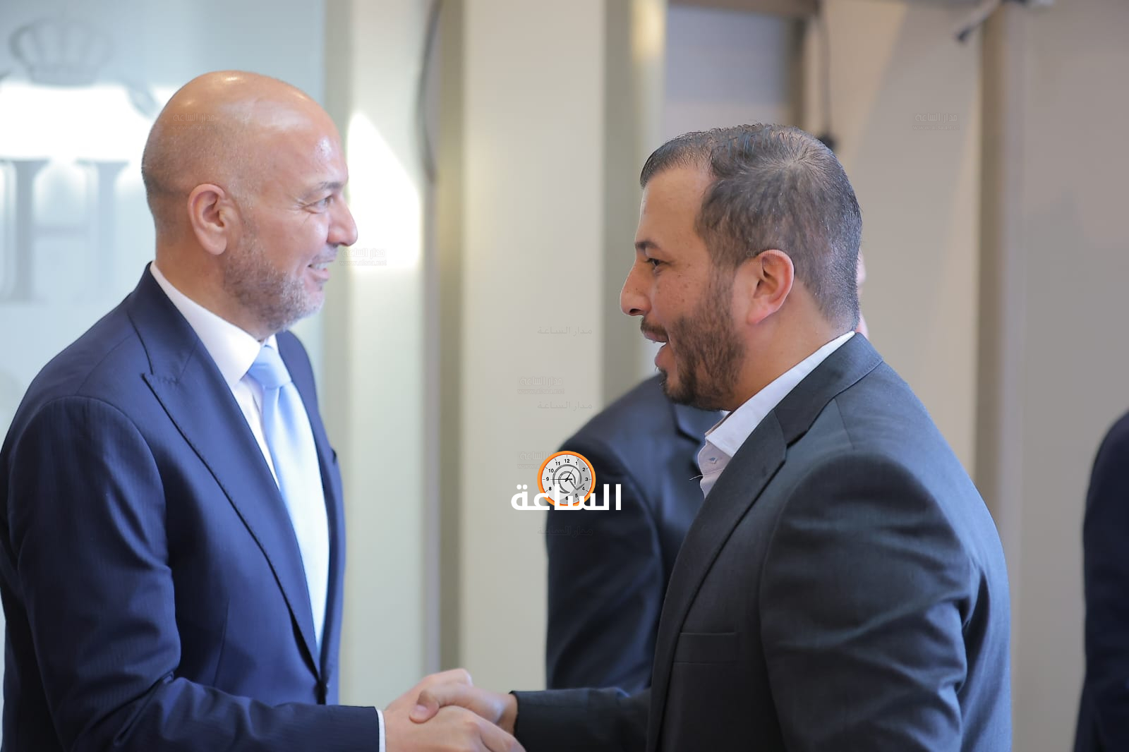 Madar Al-Saa Images 0.1505180832822275