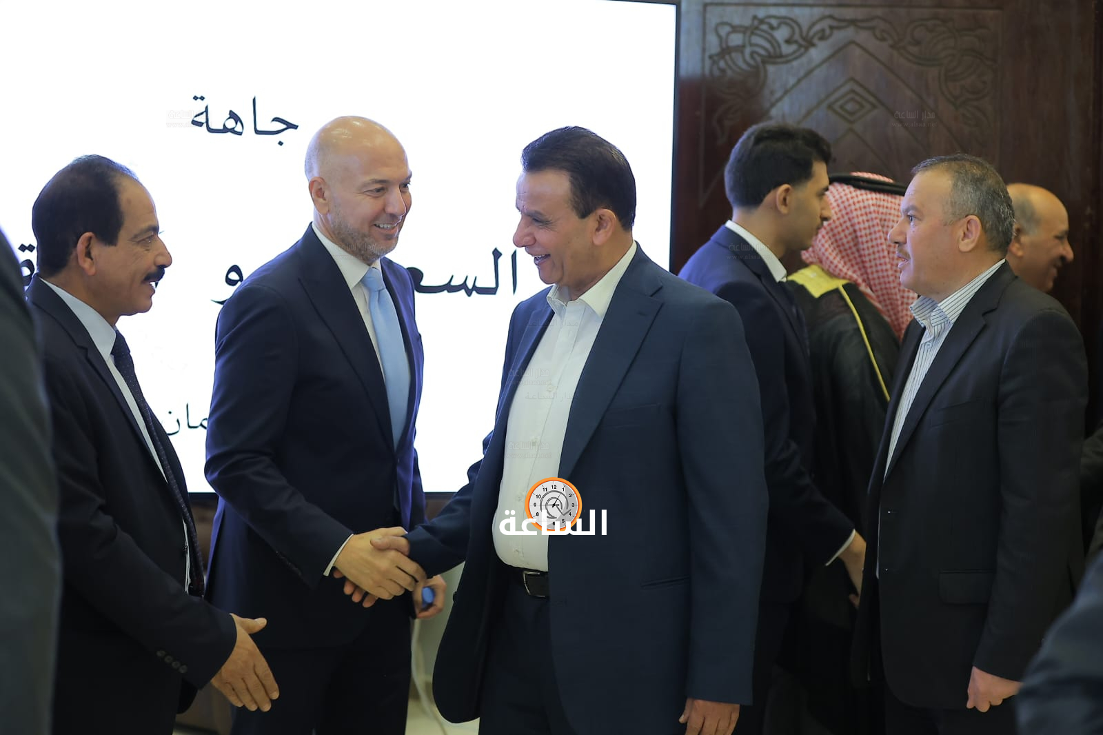Madar Al-Saa Images 0.45344839138672655