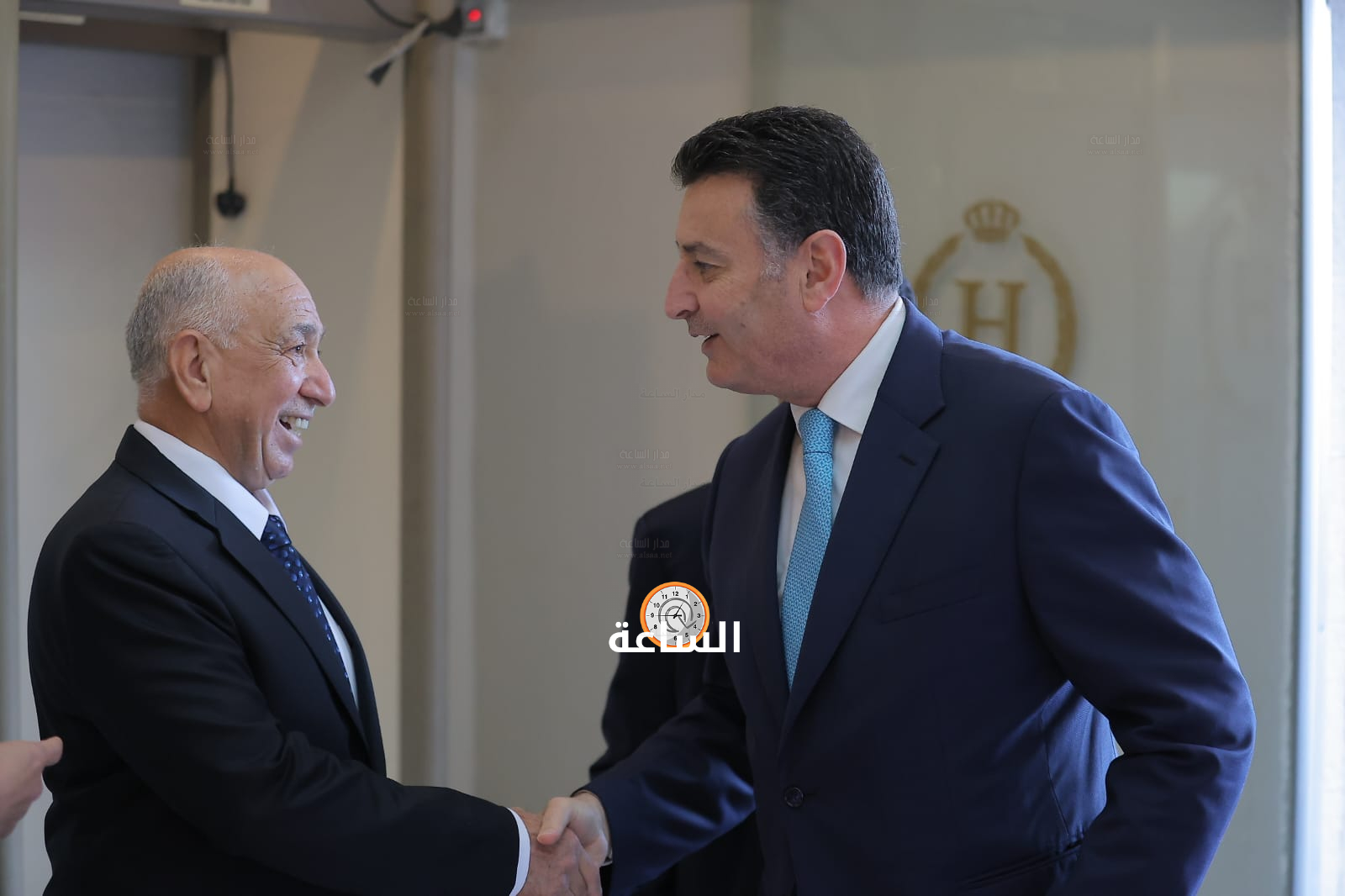 Madar Al-Saa Images 0.24384582165057933