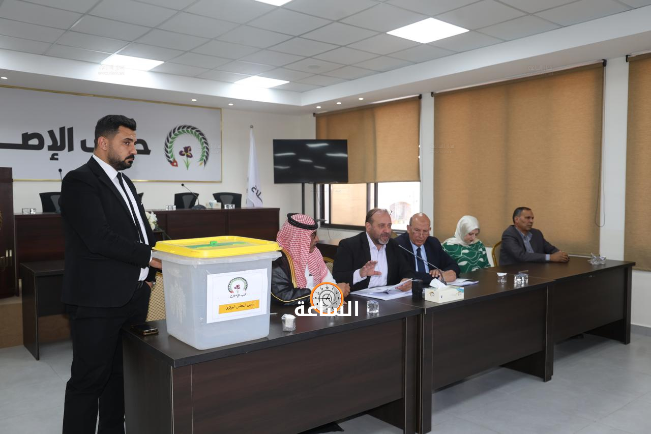 Madar Al-Saa Images 0.1587579891254215