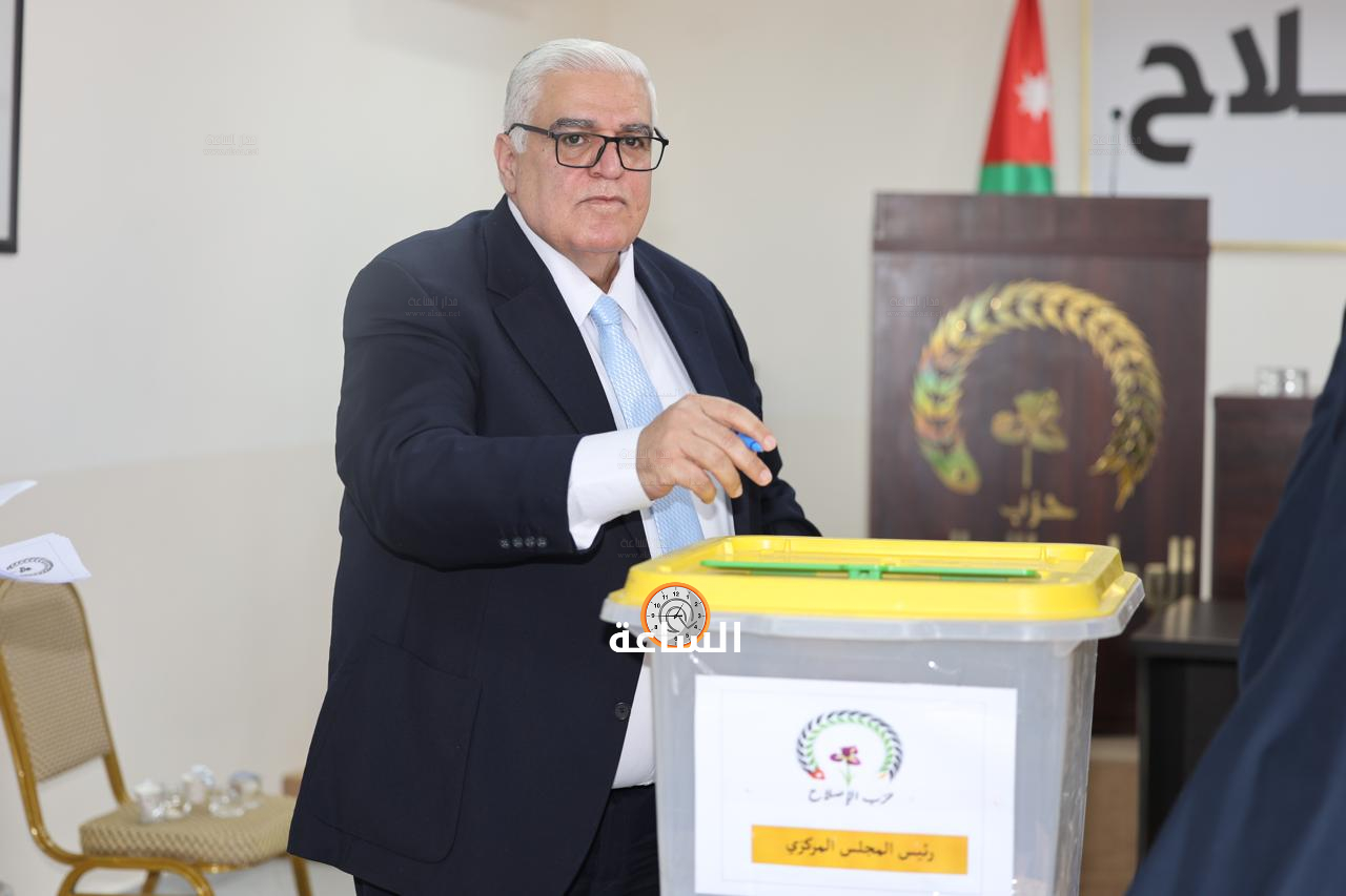 Madar Al-Saa Images 0.3651940117538285