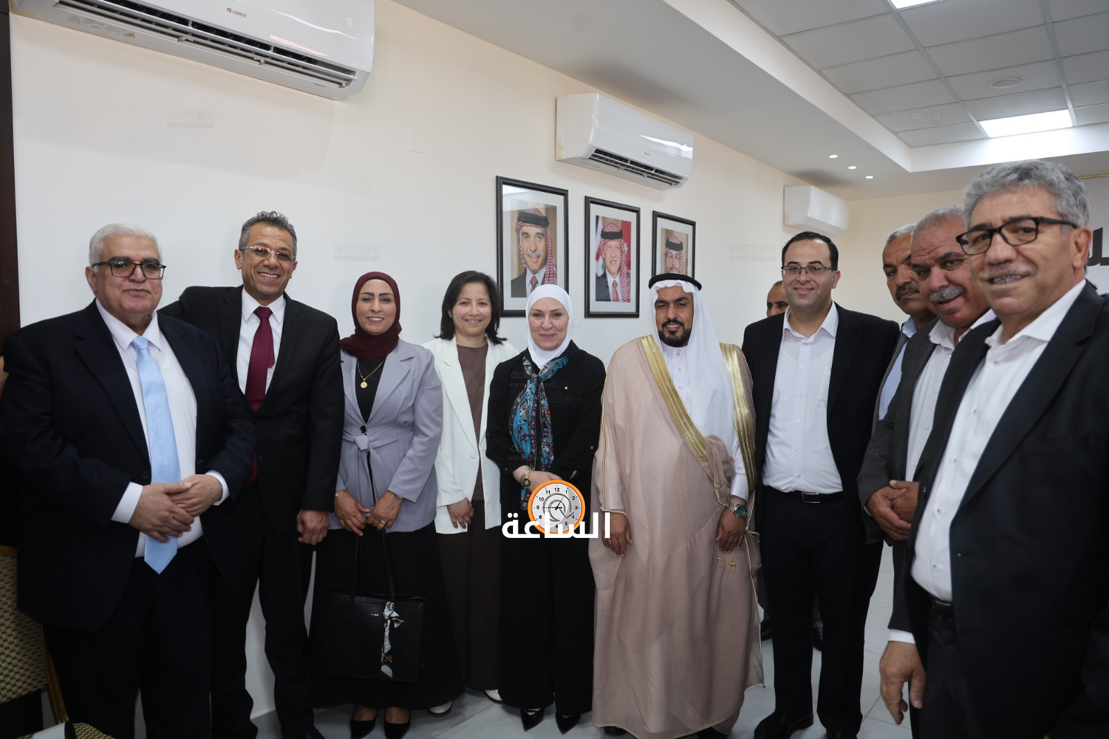 Madar Al-Saa Images 0.8401987452845908