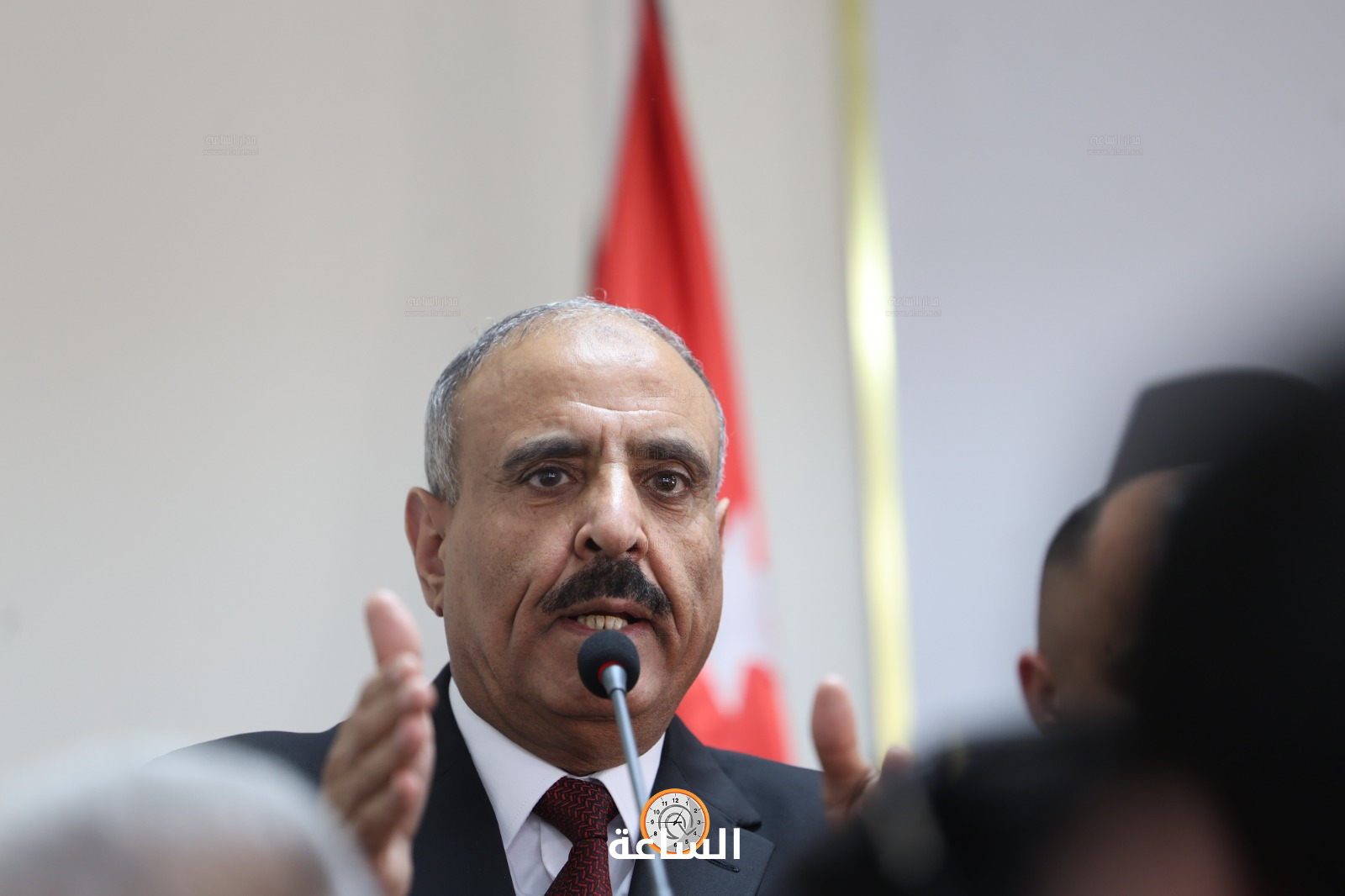 Madar Al-Saa Images 0.9316436818926667