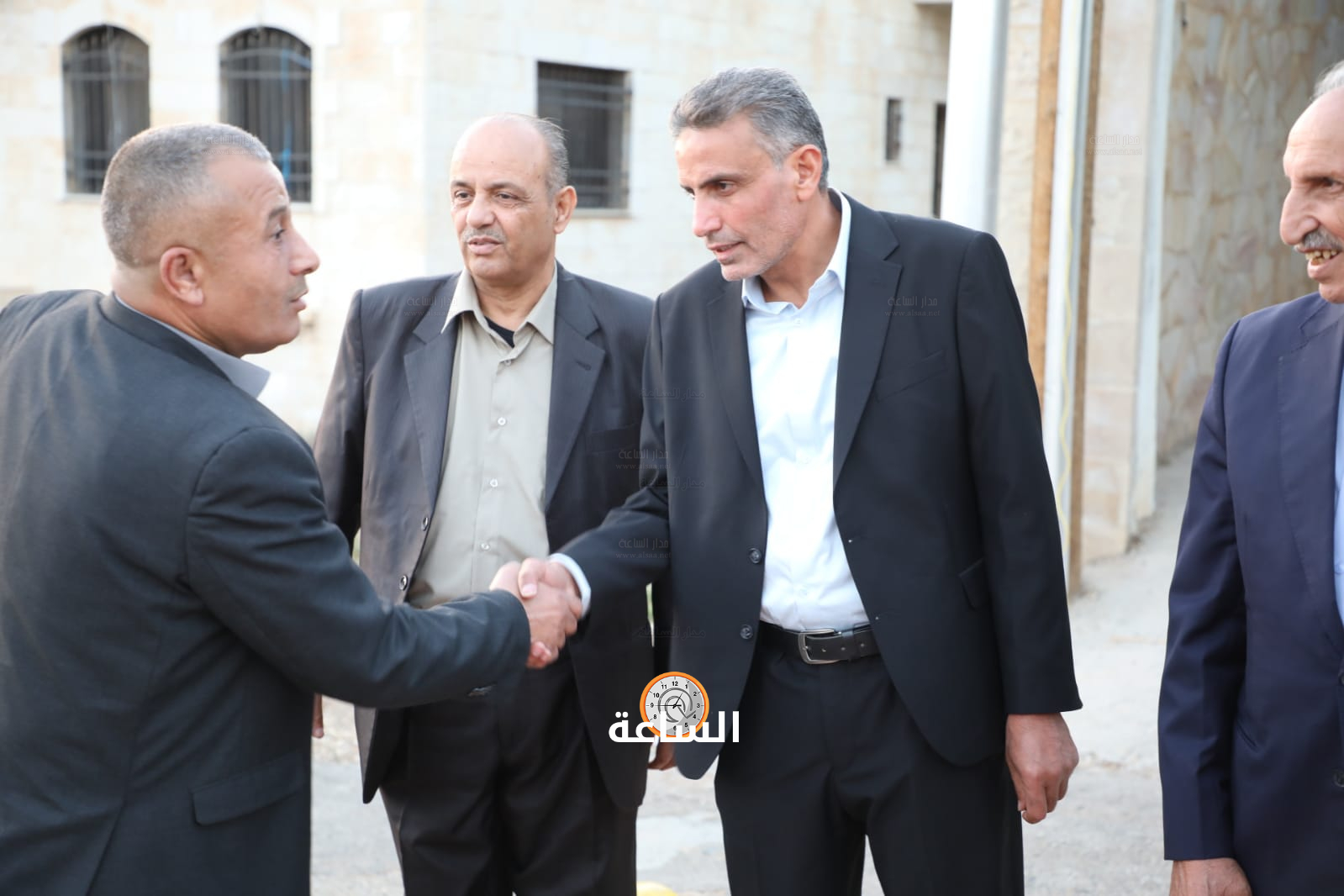 Madar Al-Saa Images 0.3593095845492913