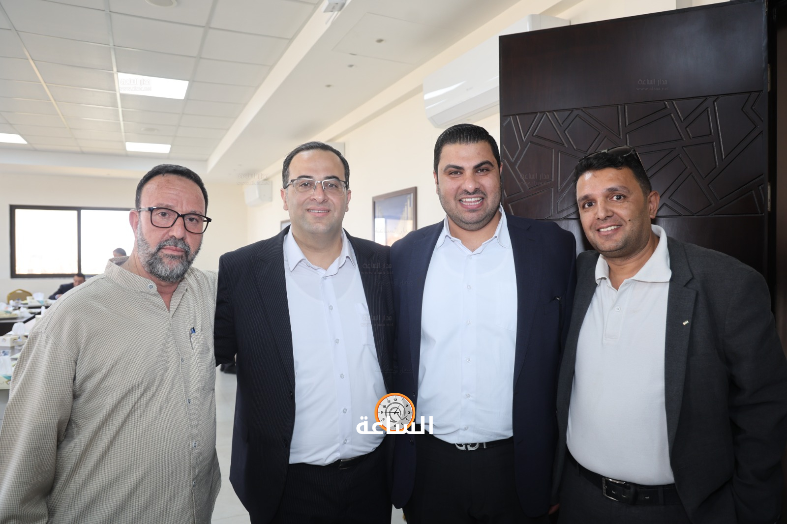 Madar Al-Saa Images 0.9740133085396208