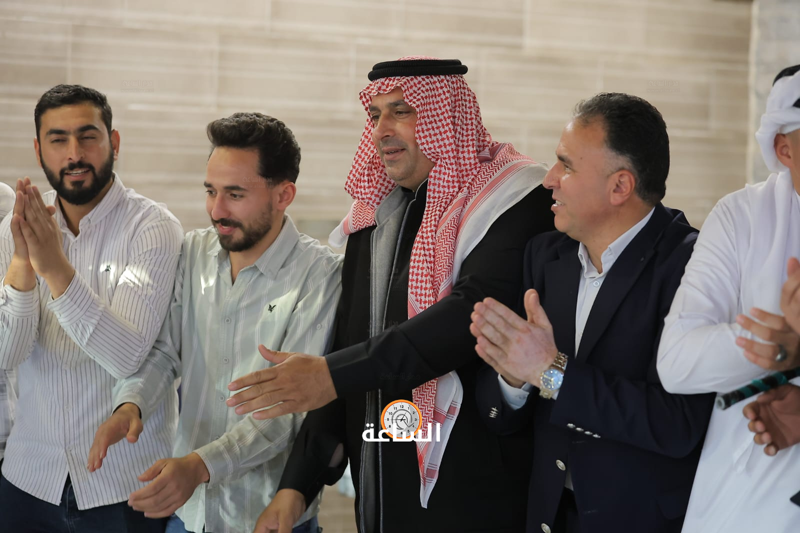 Madar Al-Saa Images 0.2757453015954715