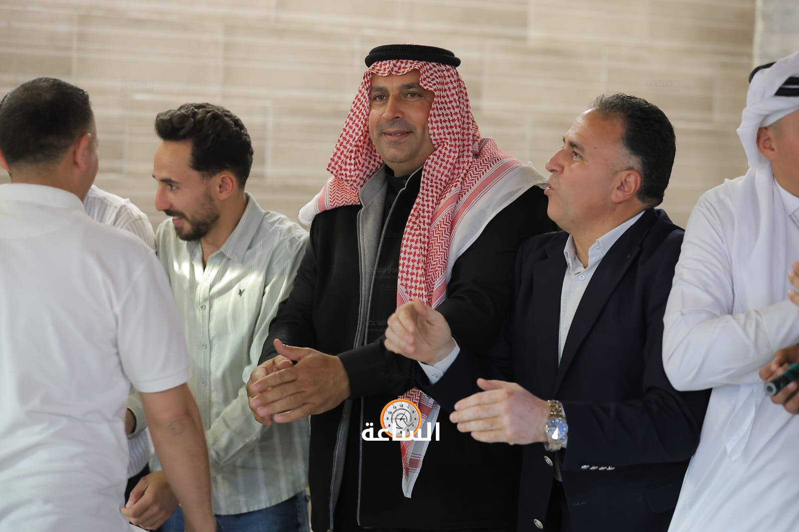 Madar Al-Saa Images 0.35498021847807293