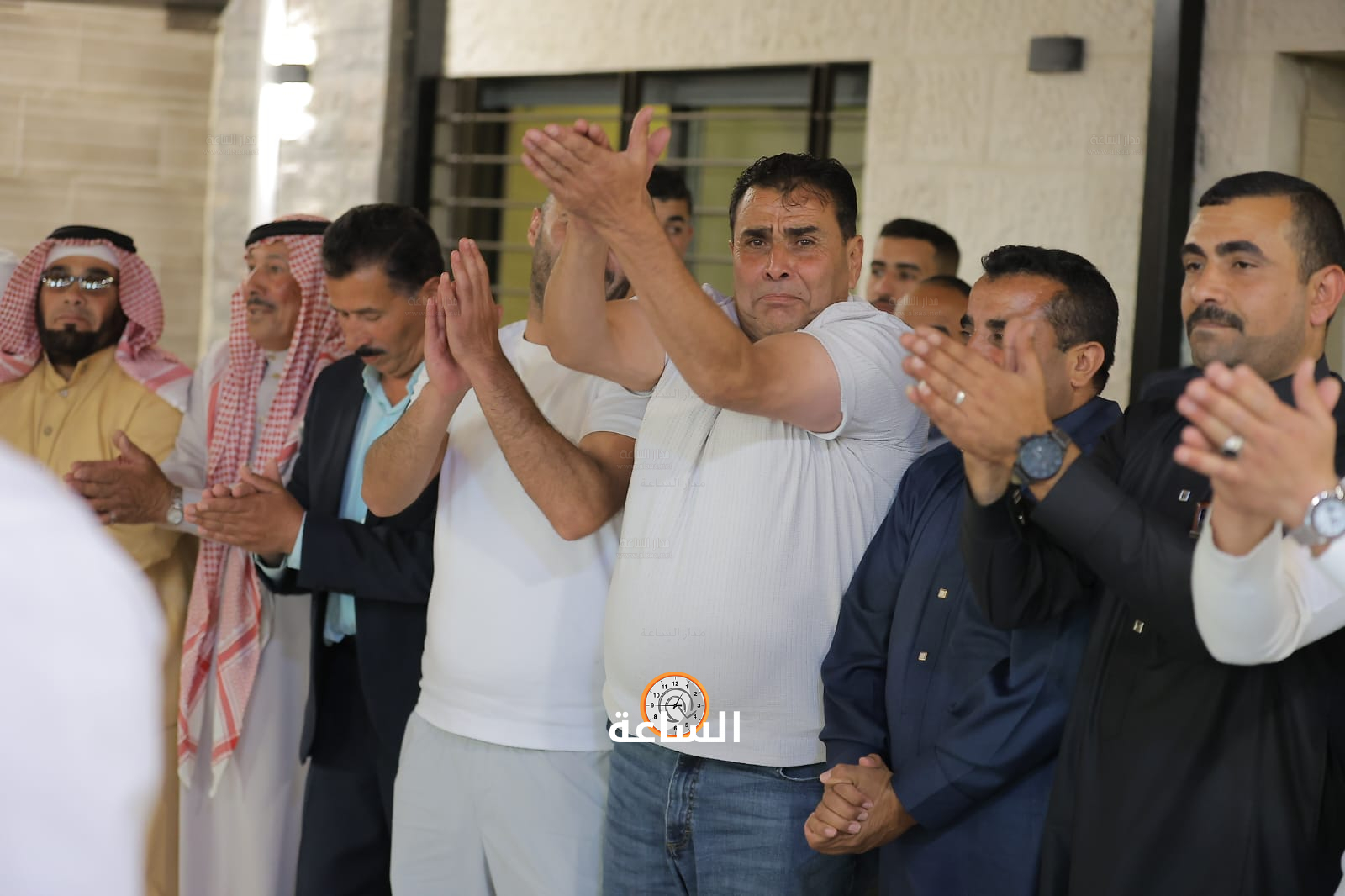 Madar Al-Saa Images 0.6215423284544964