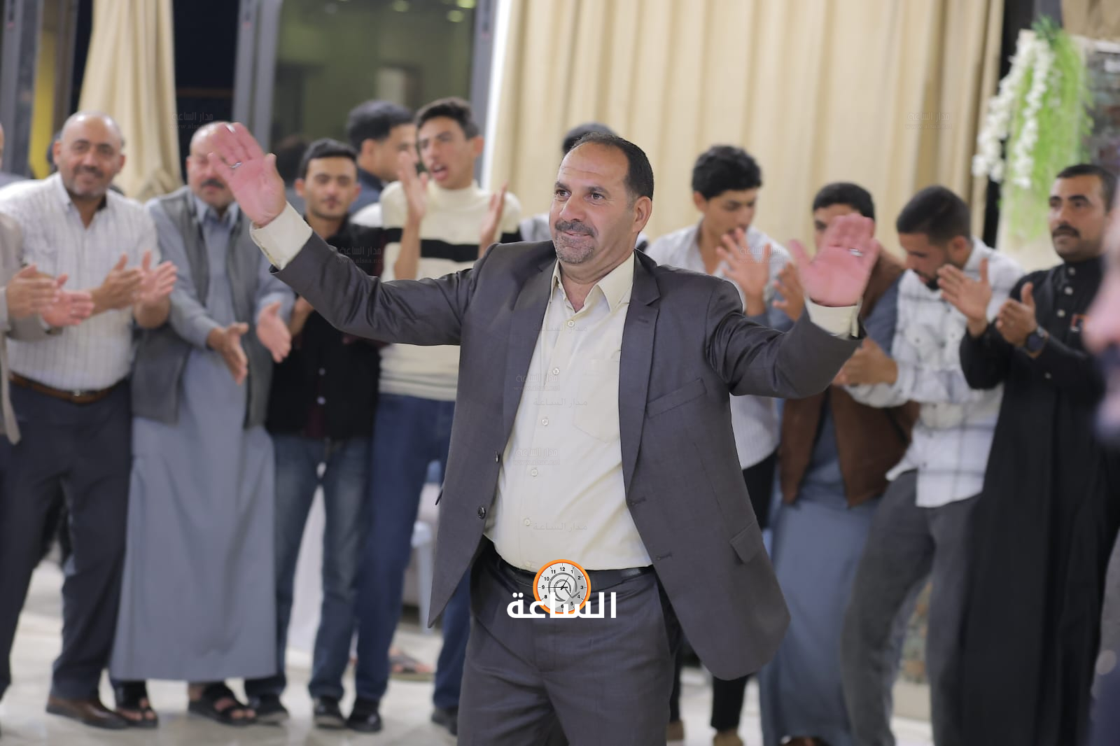 Madar Al-Saa Images 0.15315816693890316