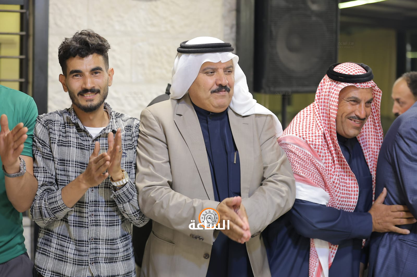Madar Al-Saa Images 0.9358953908343016
