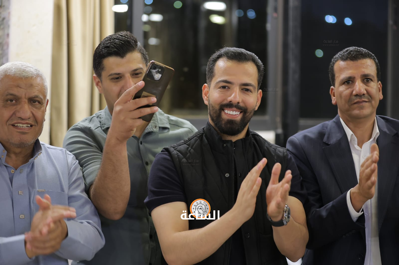 Madar Al-Saa Images 0.24917023563616225