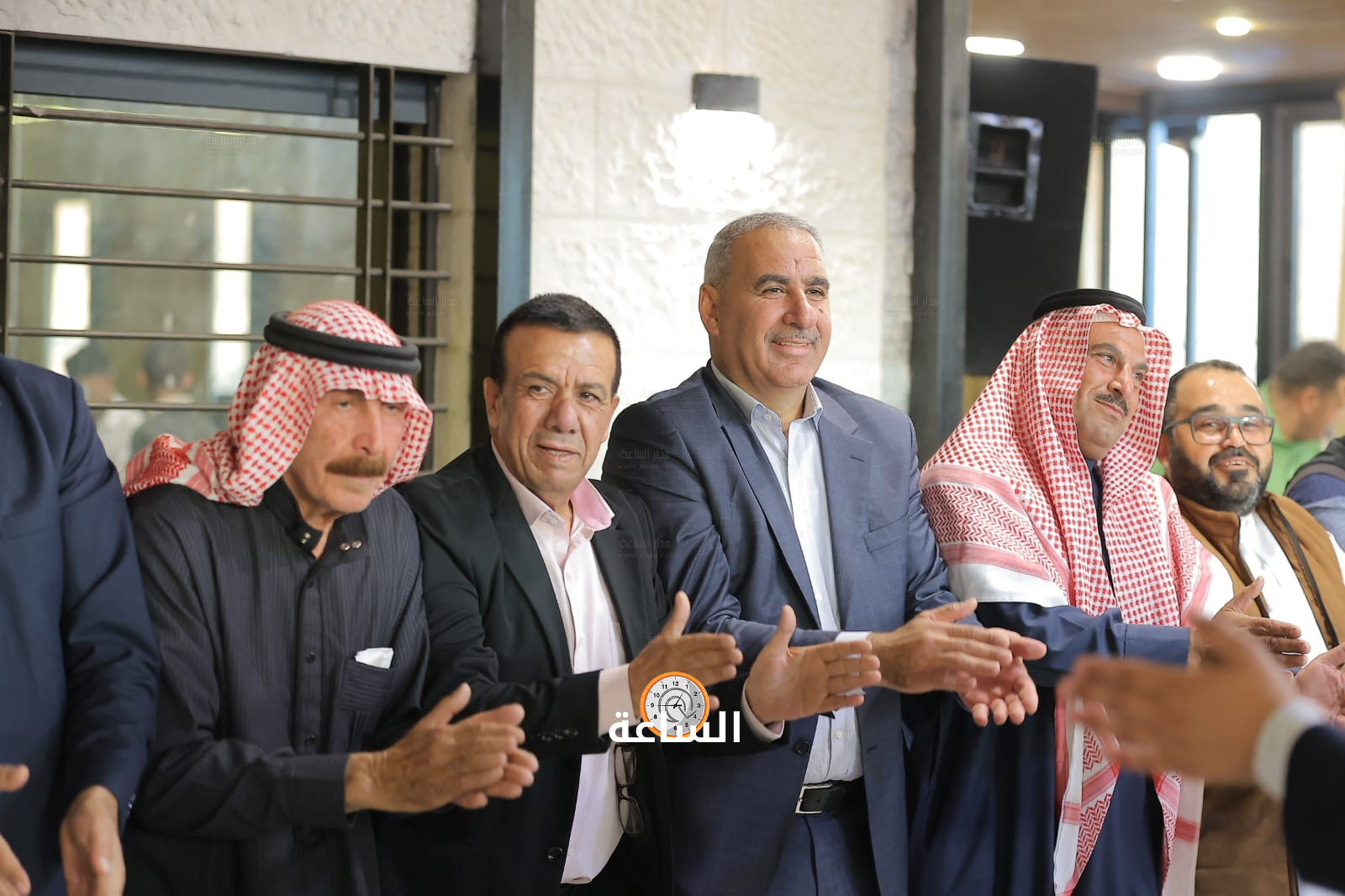 Madar Al-Saa Images 0.3829217113783715