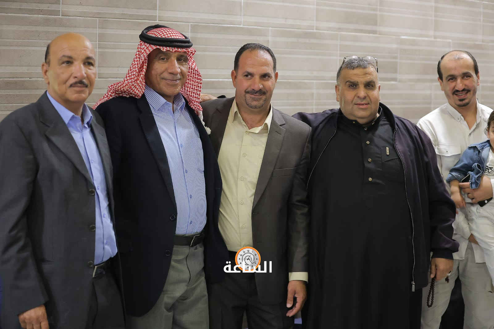 Madar Al-Saa Images 0.10980017309223034