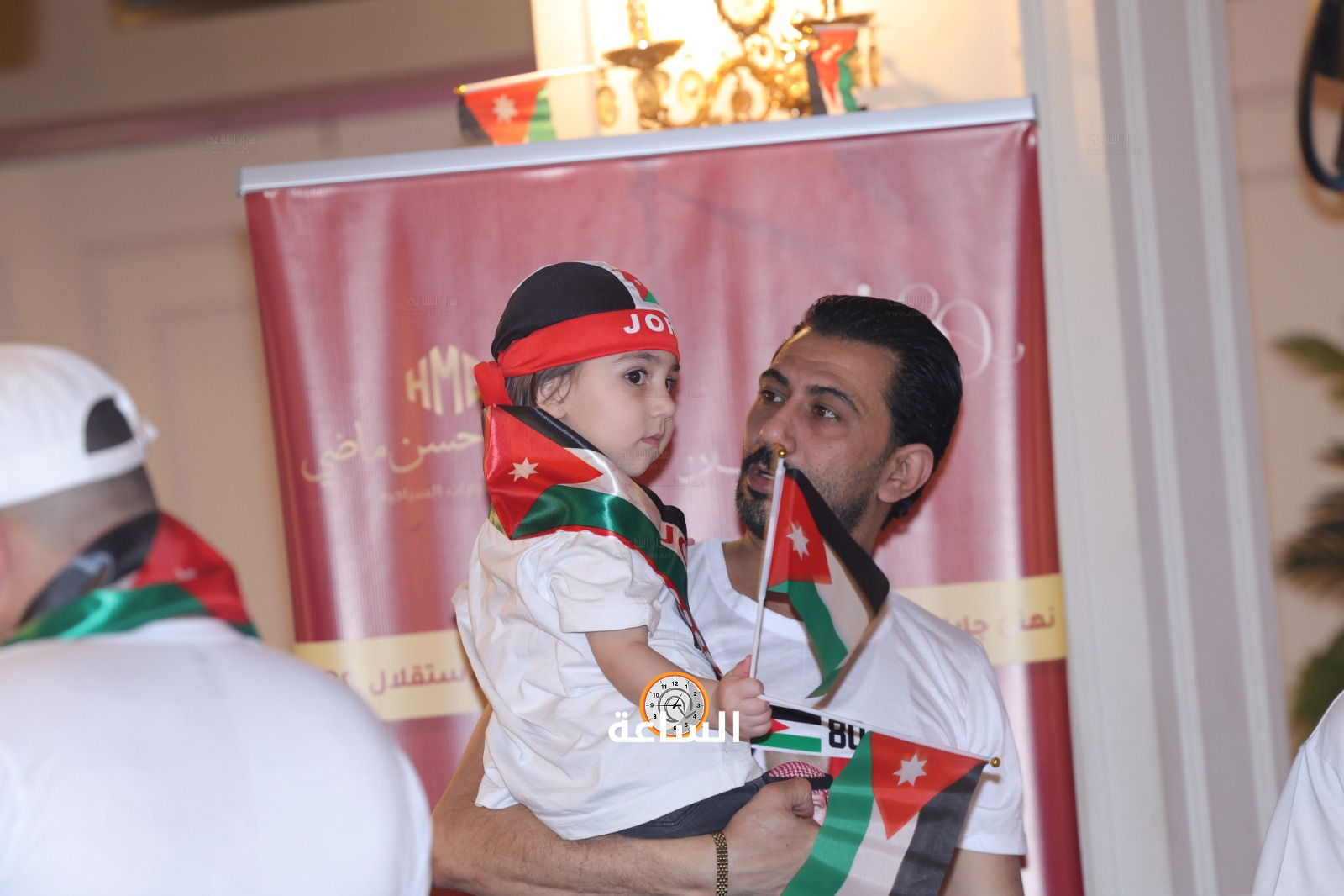 Madar Al-Saa Images 0.4161542201261035