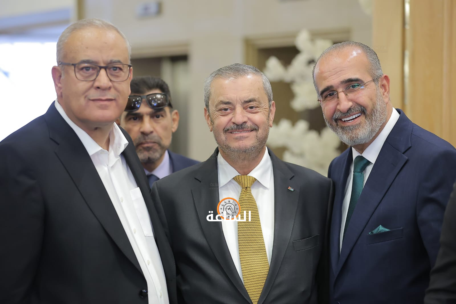 Madar Al-Saa Images 0.5617557933619434