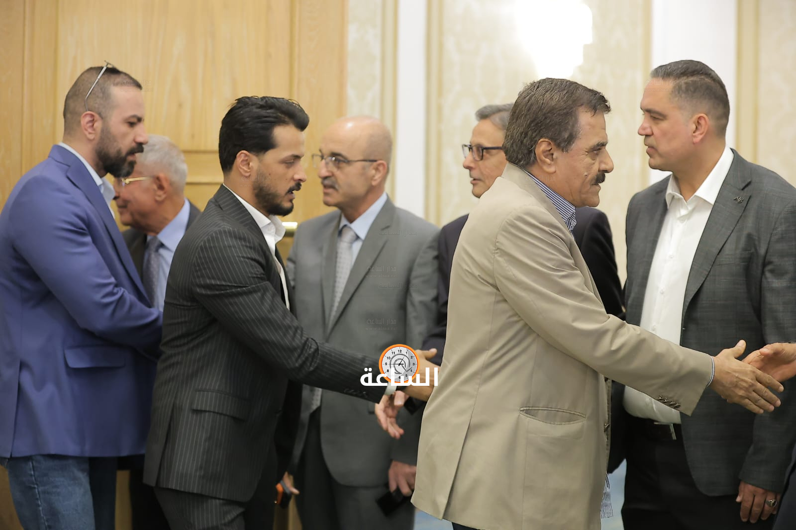 Madar Al-Saa Images 0.6335209946820068