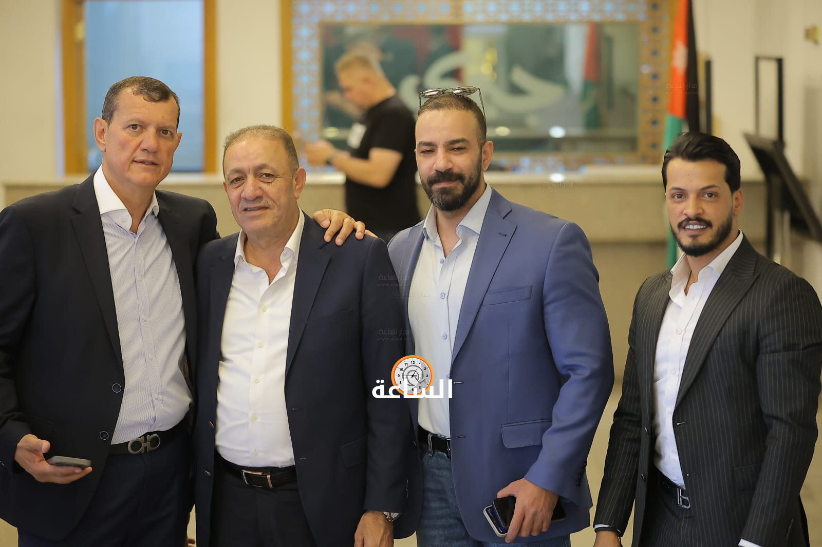Madar Al-Saa Images 0.4668248304322129