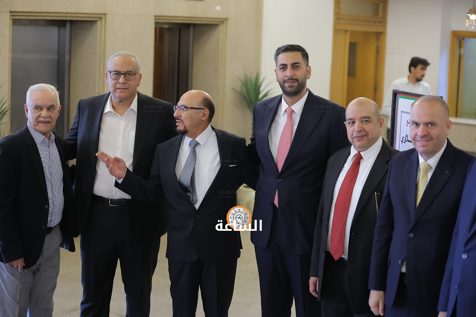Madar Al-Saa Images 0.30496592234184283