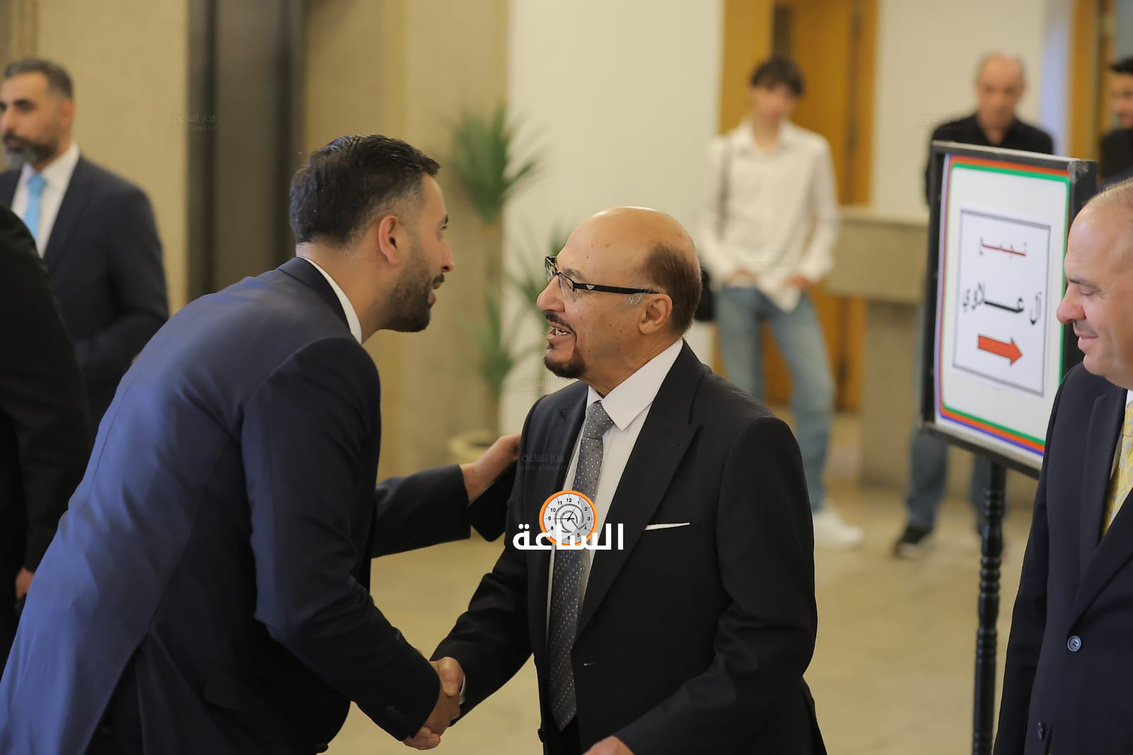 Madar Al-Saa Images 0.03798668345602507