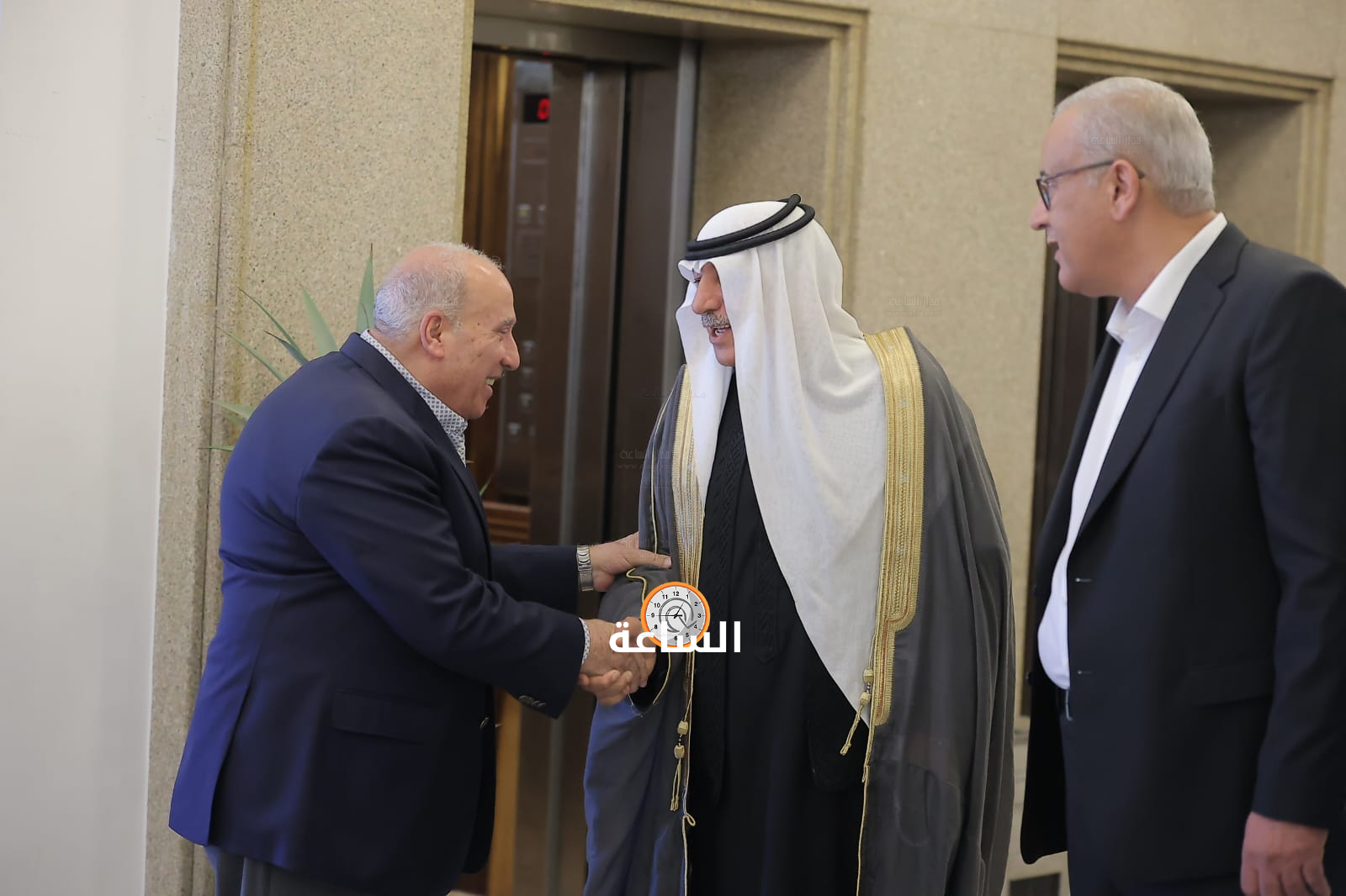 Madar Al-Saa Images 0.5494205588557093