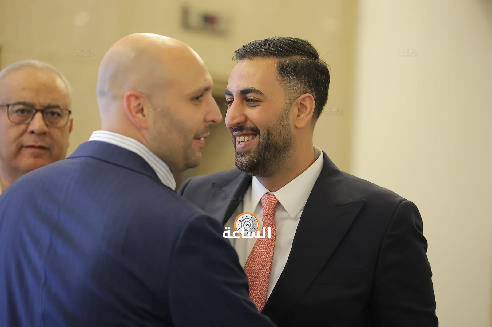 Madar Al-Saa Images 0.8637705010117235