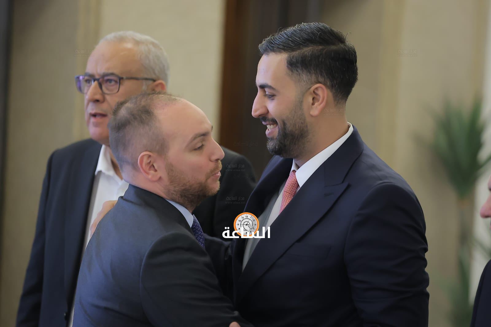 Madar Al-Saa Images 0.900918022322569